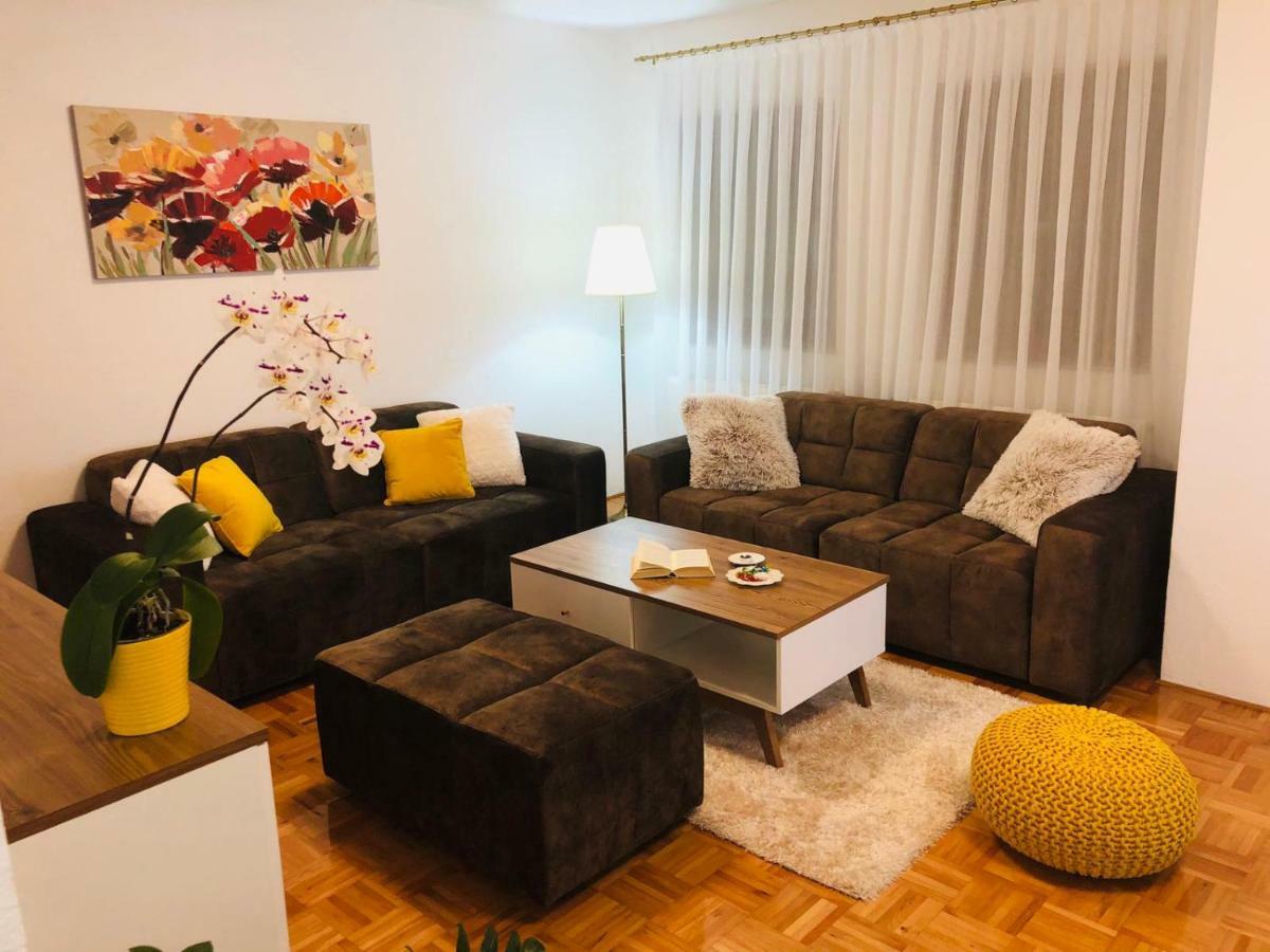 Apartment Golden Fields Smoljanac Exterior foto